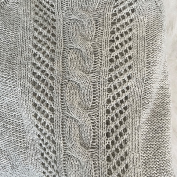 Mystree Light Gray/Off White Cashmere Blend Pullover Sweater, Size Medium - Picture 8 of 11